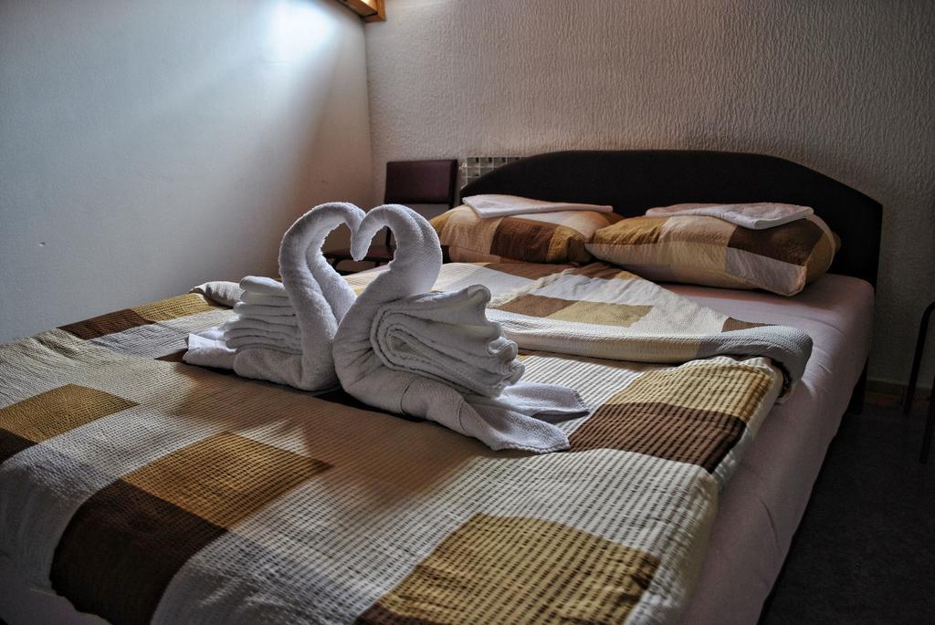 Hostel Cuba バニャ・ルカ 部屋 写真